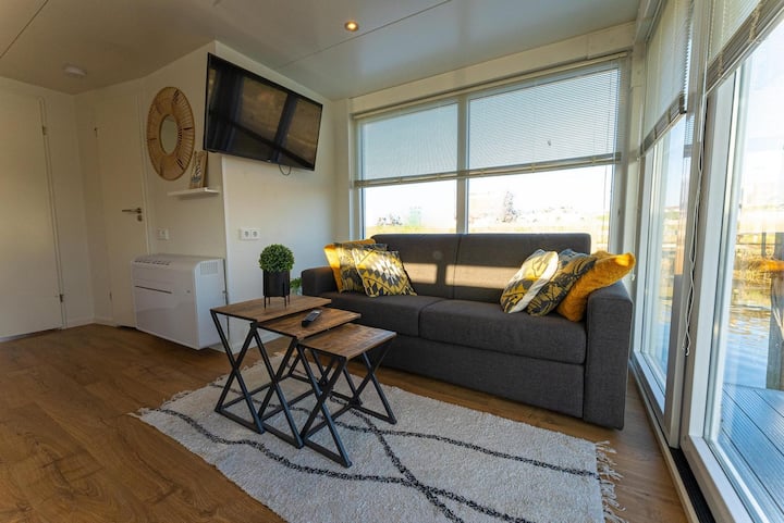 Houseboat Tomio Near Amsterdam - Volendam