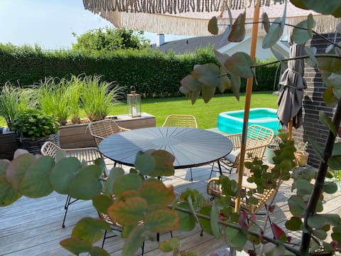 Cozy Family Home with a View