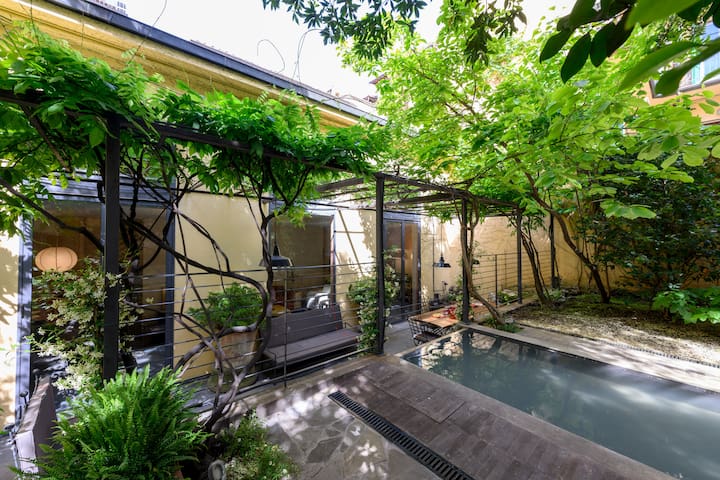 Duomo Luxury Apartment with plunge pool