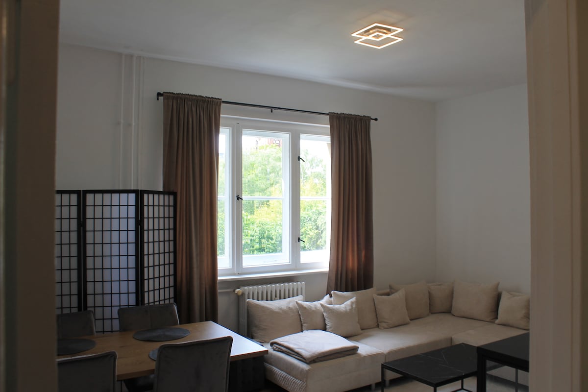 Top performing Airbnb: Apartment in Berlin at the Volkspark near the Ku'damm in Wilmersdorf