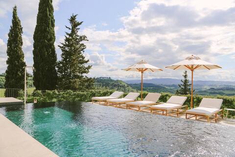 Historic 8 bedroom Tuscan villa
