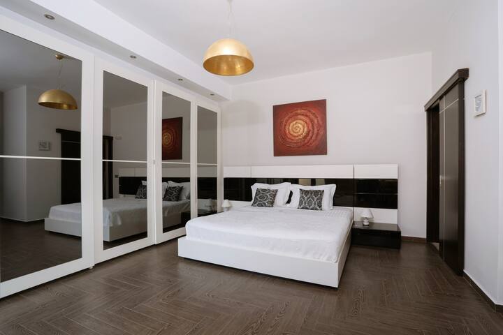 Mythique Pool Residence gallery image 4