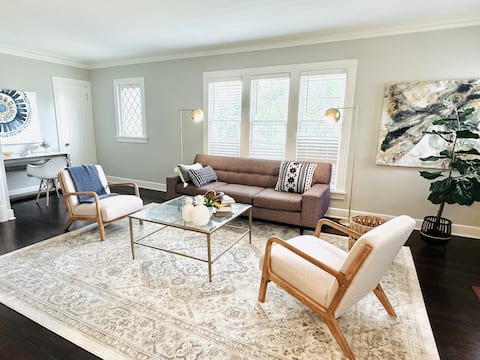 Charming 2Br Near Van Aken/Hospital/CWRU (2nd FL)