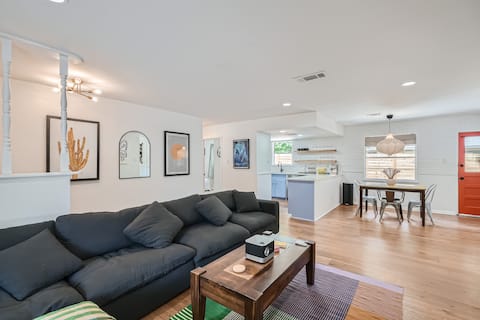 Popular Airbnb listing: House near SoCo and Dwntwn in St. Edwards
