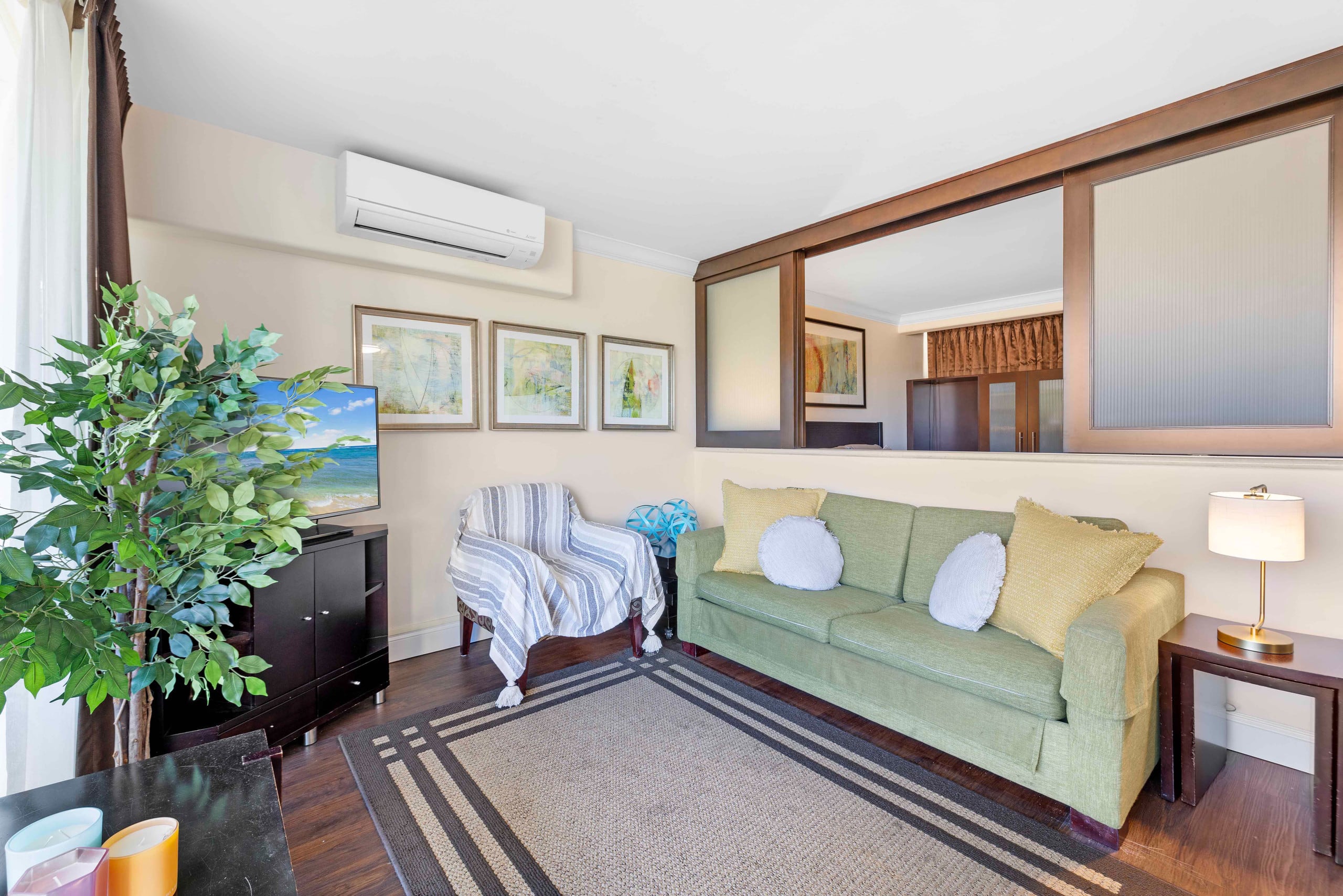 Waikiki Beachwalk | Beach 3 min walk | Kitchen - Image 19