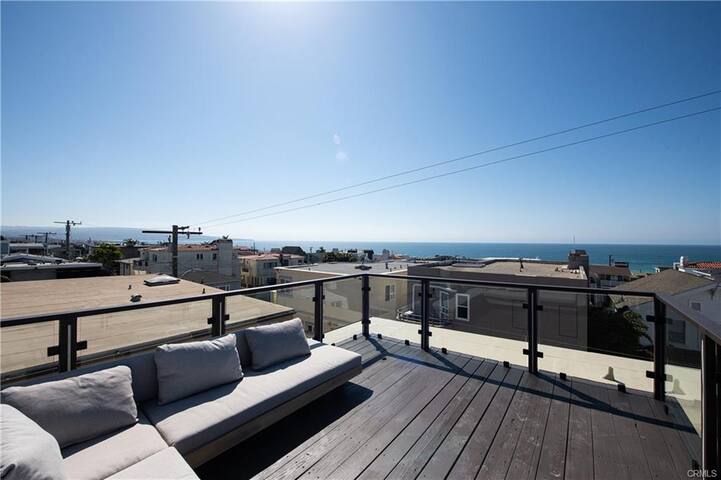 Beautiful Manhattan Beach House gallery image 3