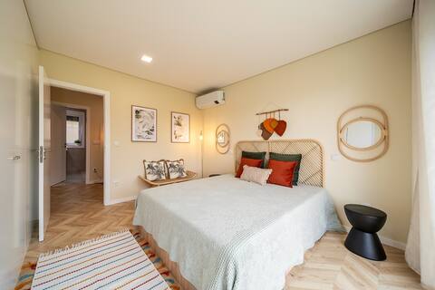 Sunset Bedroom With Private Bathroom & AC