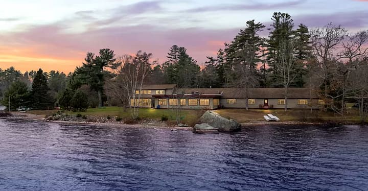 Alamoosook Lake Innkeeper House