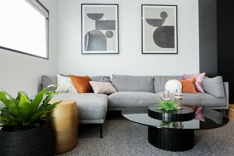 Contemporary Urban Sanctuary