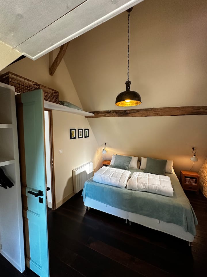 Spálňa 1 s dvoma samostatnými lôžkami (90 cm x 200 cm)