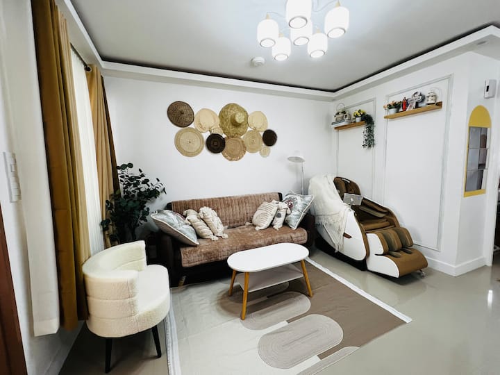 2 Bedrooms, Massage Chair, W/bath-tub Free Parking - Antipolo
