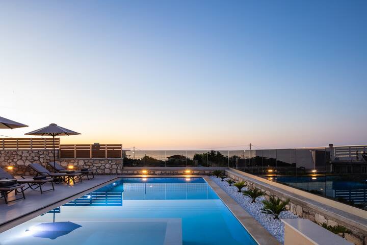 Villa Arismari gallery image 2