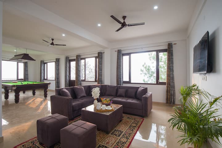 Pet Friendly Villa W/ Mesmerizing Hill Vistas - Kasauli
