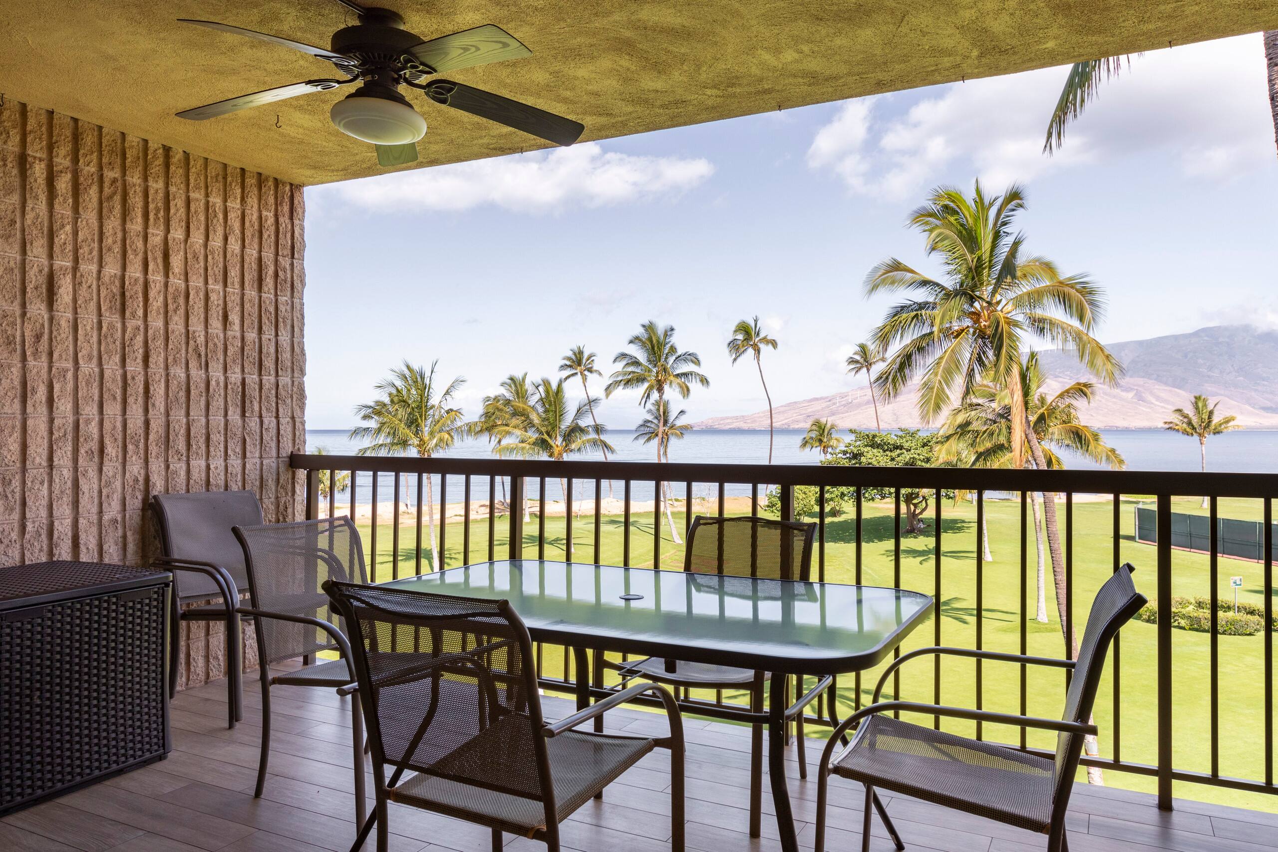 Renovation!  True oceanfront Views! 2BDR 2Ba - Image 31