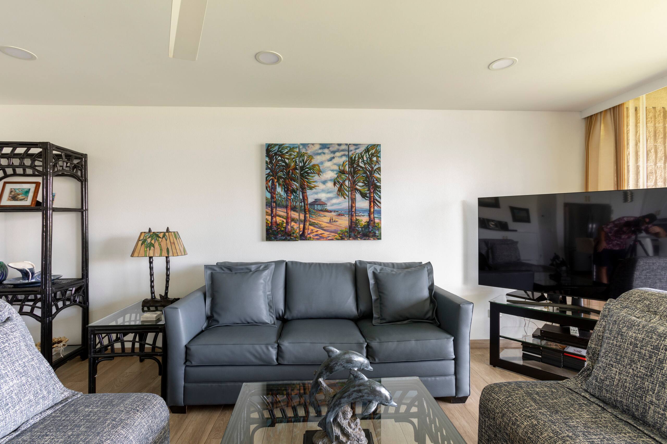 Renovation!  True oceanfront Views! 2BDR 2Ba - Image 4