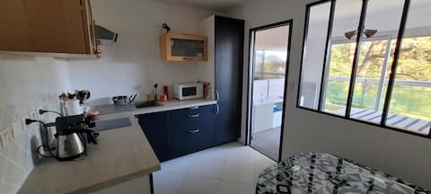 Successful Airbnb property: Cozy studio with terrace - Pornic all within walking distance in Pornic