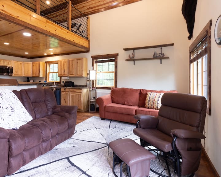 Cabin Getaway-hot Tub, Near Atv - Mountain, WI