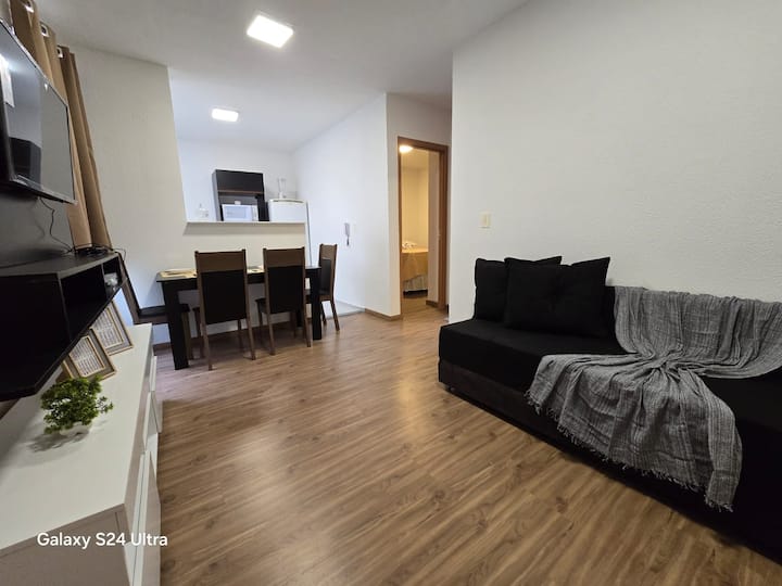 Apartamento 2 Quartos Central E Seguro (1° Piso) - Confins