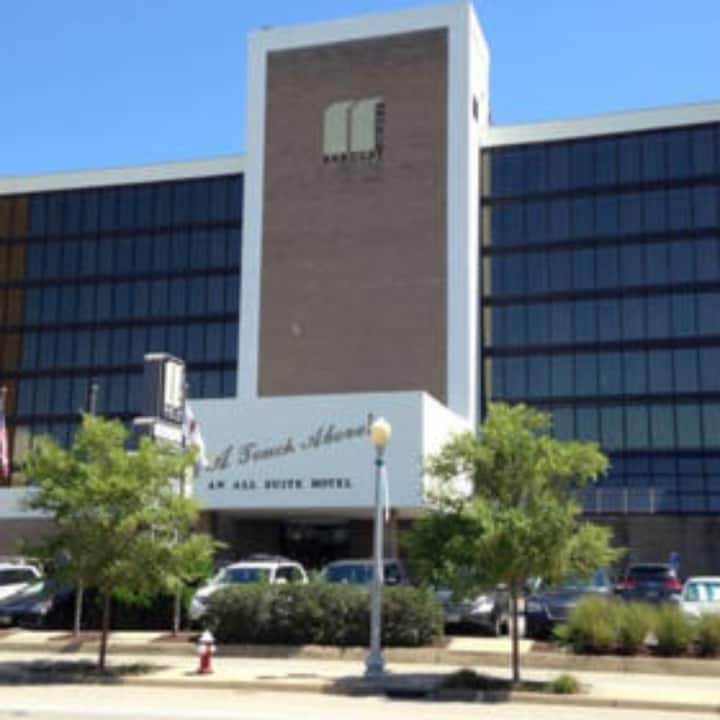 1-br Va Beach Oceanfront - Barclay Towers - Virginia Beach, VA