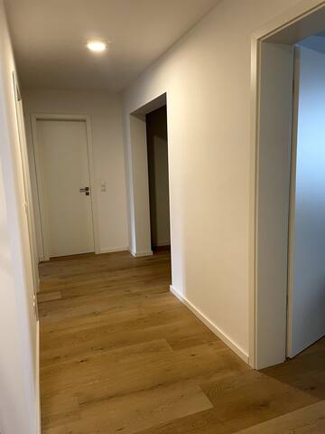 Spacious & quiet prime location – 3 bedrooms gallery image 5