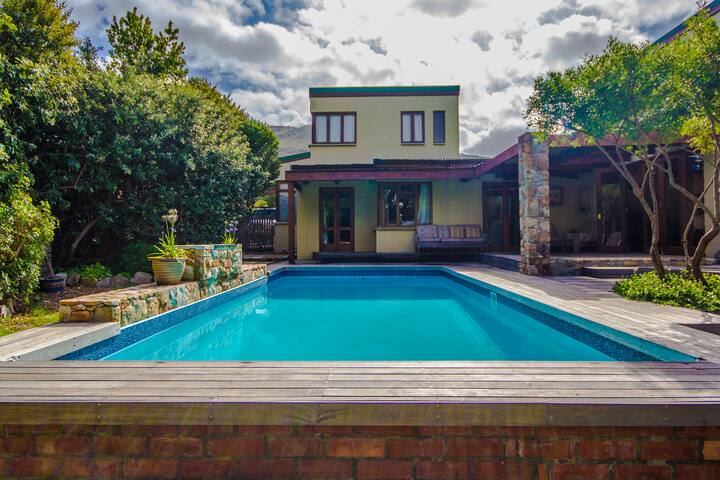 Seagulls Rest gallery image 4