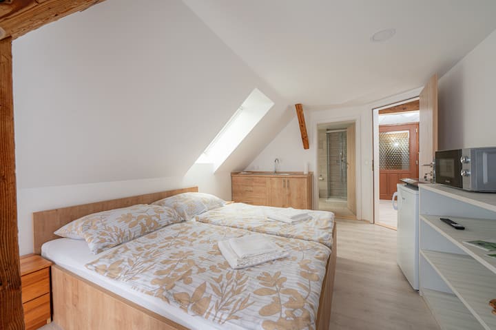 Intime Studio In Old Farm House - Bled