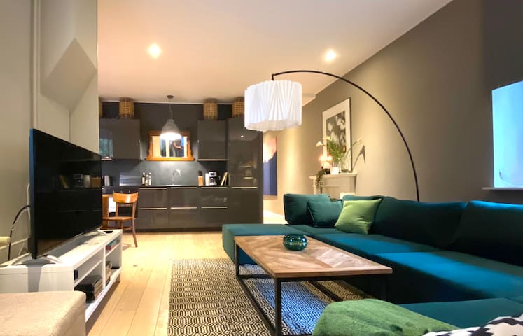 LEGAL Apartment 2 bedroom 2 bathroom