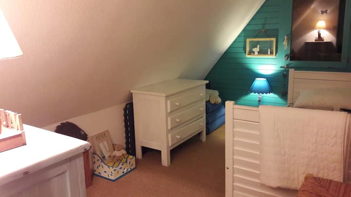 Na poschodí, 1 lôžko 1 osoba na 80 + zásuvkový matrac na 80