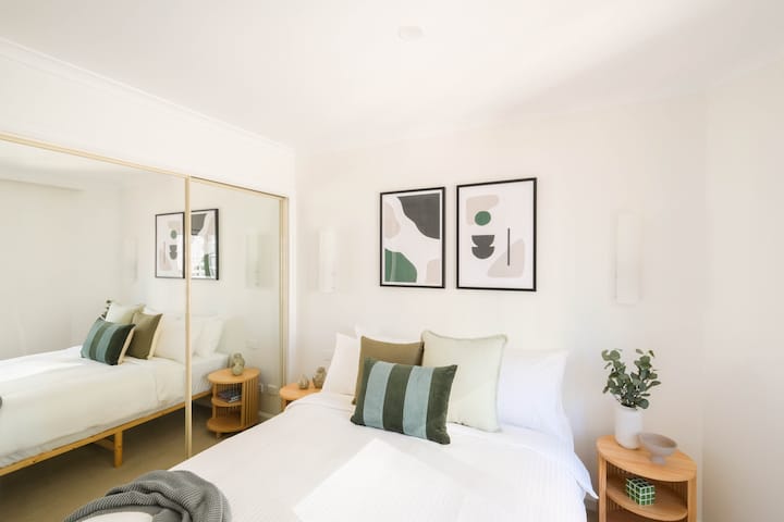 Bedroom image 3