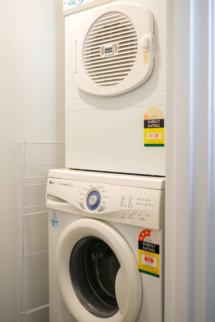 Laundry area image 1
