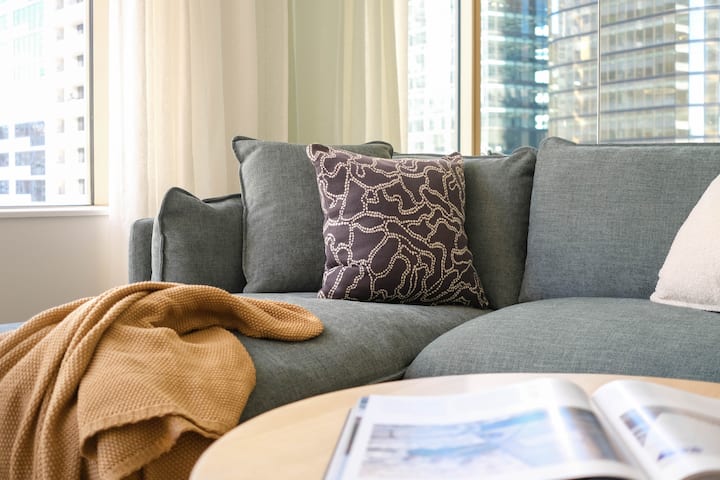 Living room image 16
