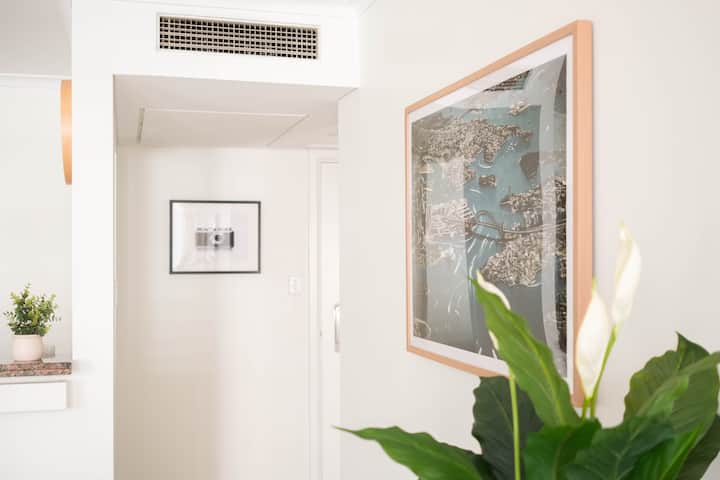 Living room image 21