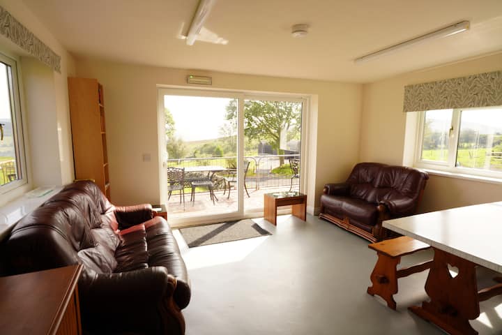 Cosy & Heated Bryn Pod - Port Talbot
