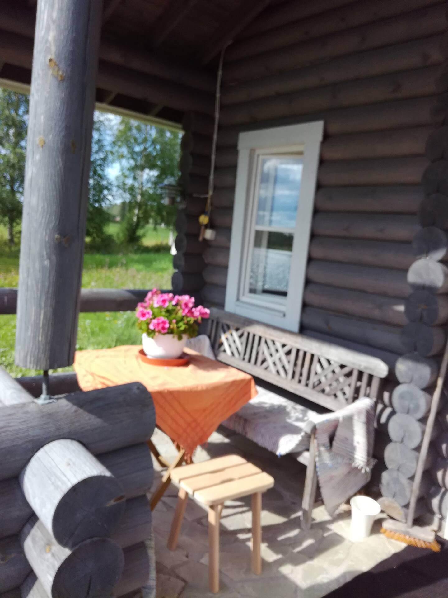 Viihtyisä Mökkimajoitus 2