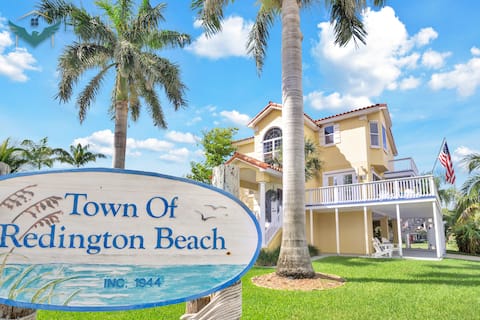 Beach Views, Elegant Furnishings, Beach Gear!