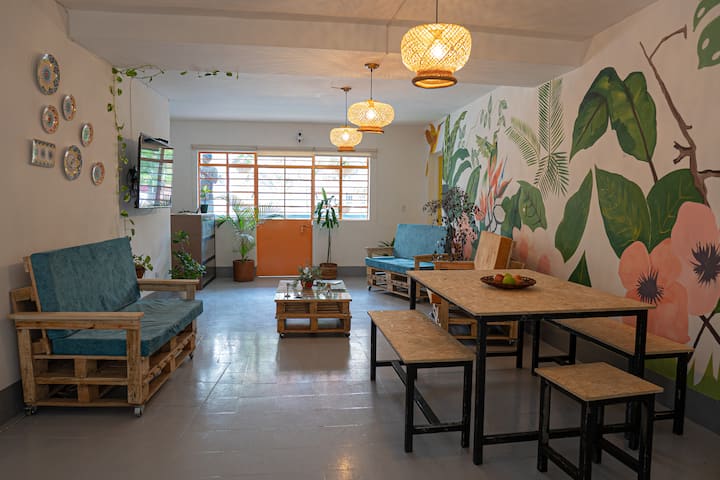 Hab Compartida X 6 Personas Con Baño Privado - Medellín, Colombia