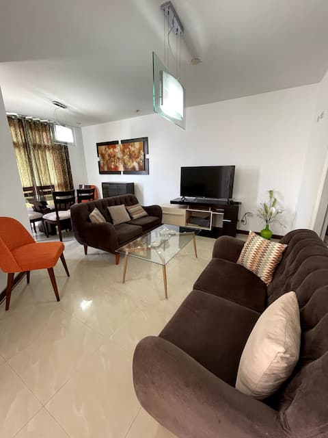 Top performing Airbnb: Lovely apartment in Pimentel in San José