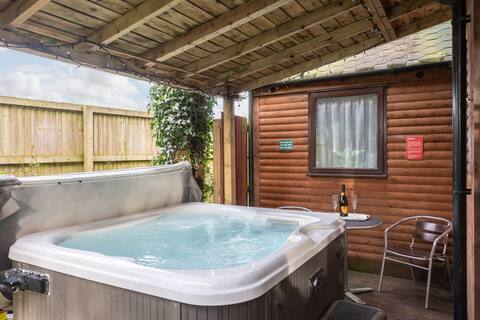 Bransdale Lodge with a Hot Tub.