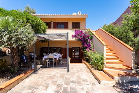 [Ca' Teresa] 1° fila fronte mare a Fontana Meiga