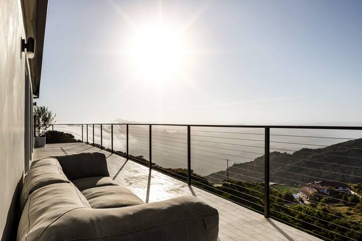 The Malibu Summit Sanctuary gallery image 4