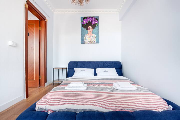 New 4BR/3BR duplex, AC/Elevator M3 gallery image 5