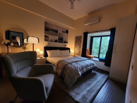 Albergo BNB (2BHK) with a Cozy Deck