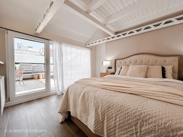 Luxe at the clouds of Madrid. Atico C/Fuencarral