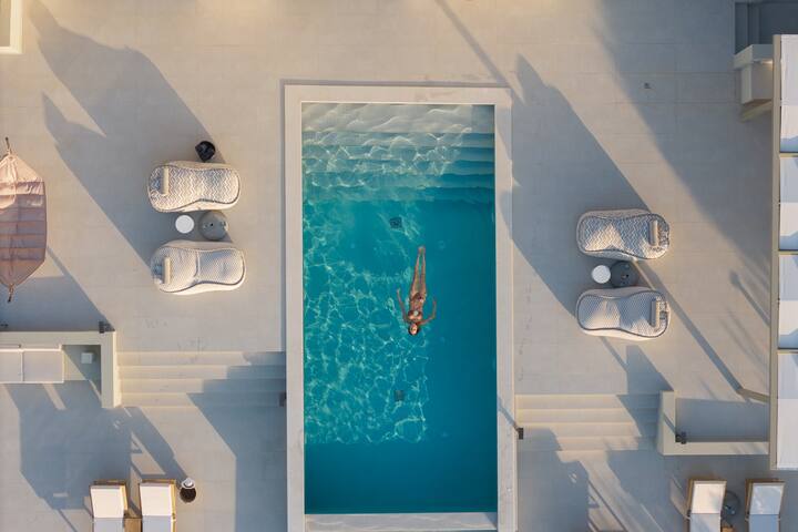 Manto Villa II, Heated Pool, SpaWhirlpool, SeaView gallery image 2