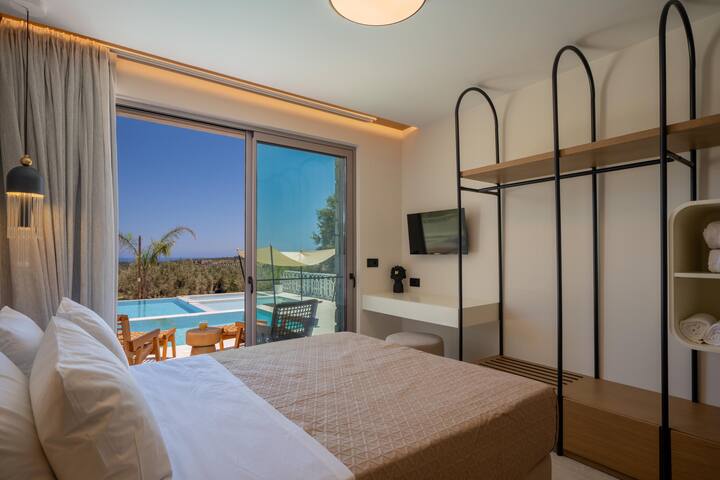 Dive into Bliss: Summer Oasis of Elegance & Joy gallery image 3