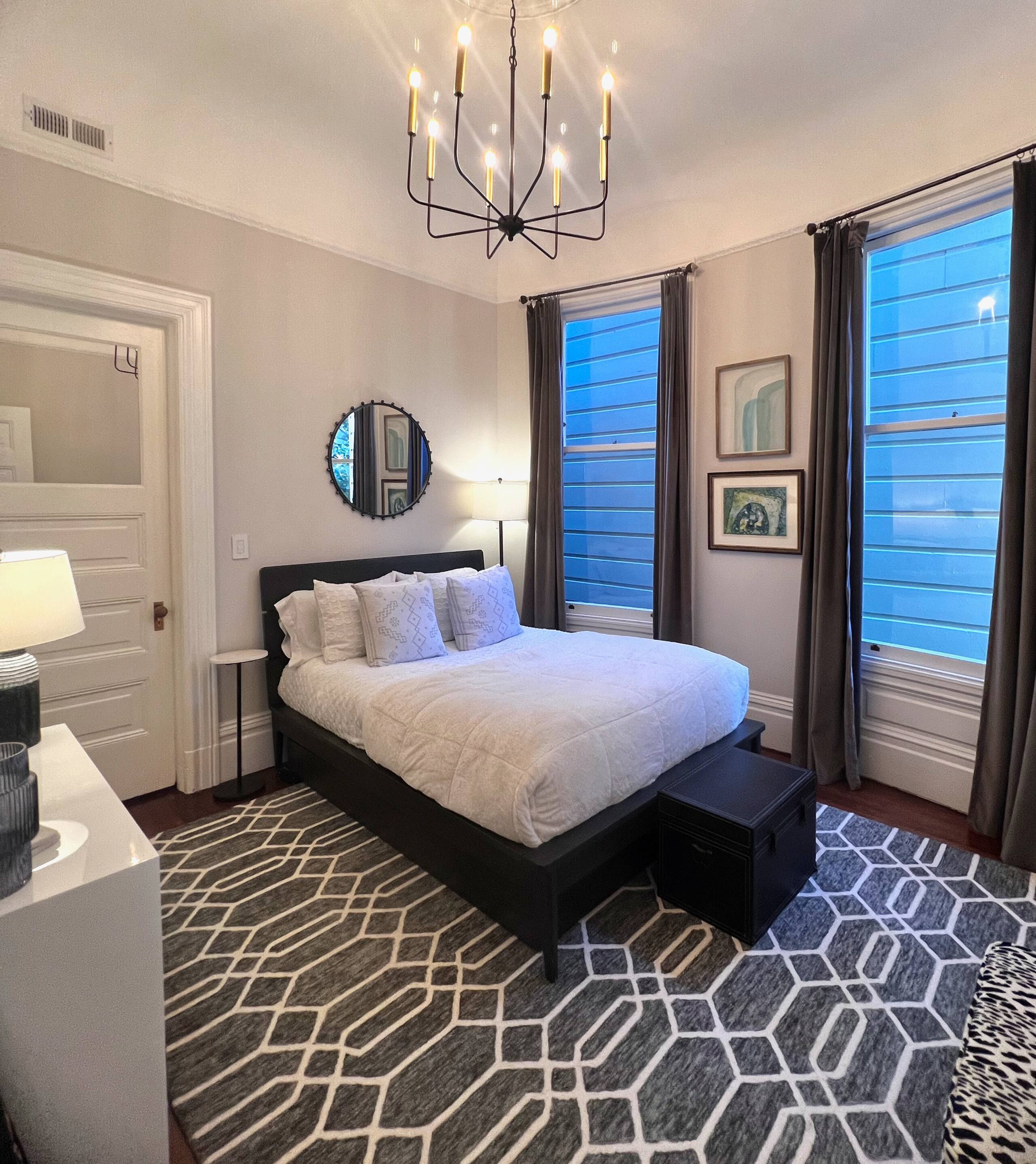 Home in San Francisco · ★4.91 · 3 bedrooms · 3 beds · 1 bath - Image 19