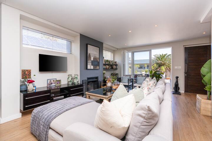 Luxurious family home gallery image 5