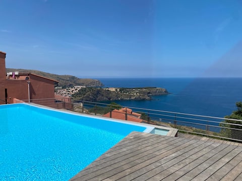 Terrace apartment with sea view
