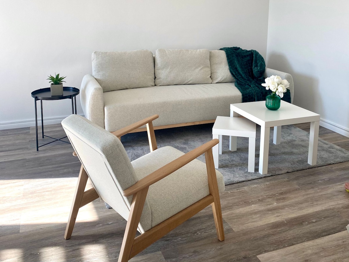 Popular Airbnb listing: Zentrales Neues Apartment in Wandsbek