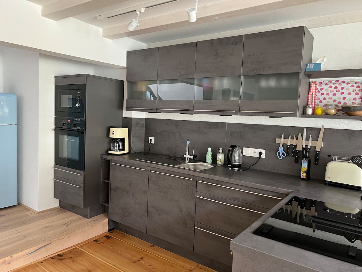 Top Airbnb: Modern apartment 3 bedrooms/120 sqm a Villingen Schwenningen